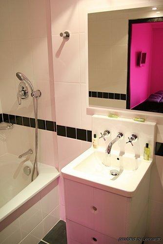 Standard Design Hotel Paris